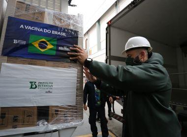 Após quase um mês, Butantan entrega nova remessa de vacinas ao Ministério da Saúde.
