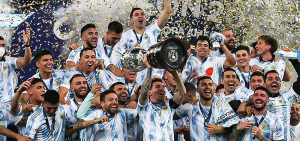 Argentina vence Brasil no Maracanã e conquista o título da Copa América.