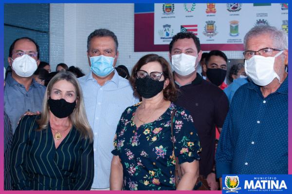 Prefeita de Matina Olga Gentil prestigia de inauguração da Policlínica de Brumado.