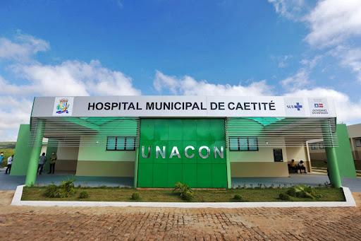 Deputado Charles Fernandes sugere que Unacon de Caetité seja denominada com nome da ex-secretária de saúde do município.