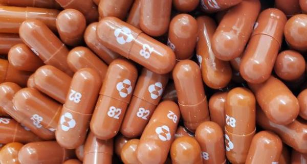 Farmacêutica dará início a testes clínicos de vacina contra Covid-19 em forma de pílula.