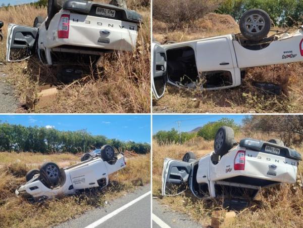 Veículo da Secretaria de Saúde capotou e deixou quatro feridos na BR-030 em Guanambi.