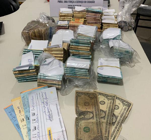 R$ 200 mil foram apreendidos em rinha de galos em Itapetinga.