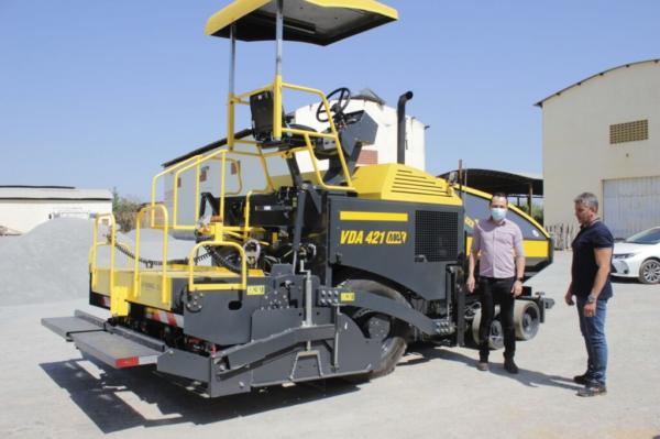 Infraestrutura recebe importante equipamento para o programa de pavimentação asfáltica de bairros de Guanambi.