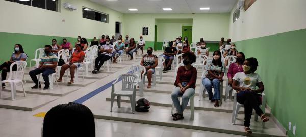 Secretaria de Educação promove encontro com artistas do município para instruções do edital da Lei Aldir Blanc.
