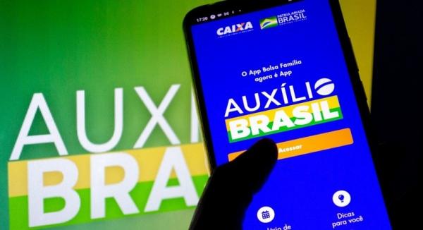 2.415 famílias de Guanambi são contempladas com o Auxílio Brasil em janeiro.
