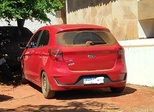 Polícia Militar recupera veículo roubado em Caculé.