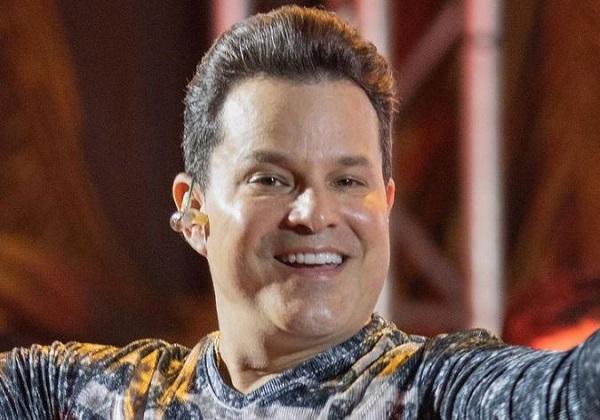 João Neto, da dupla com Frederico, é diagnosticado com câncer de tireoide.