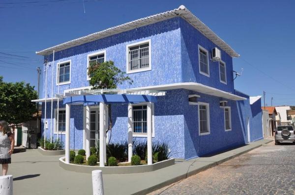 Prefeitura de Iuiu anuncia reajuste salarial aos professores da rede municipal.