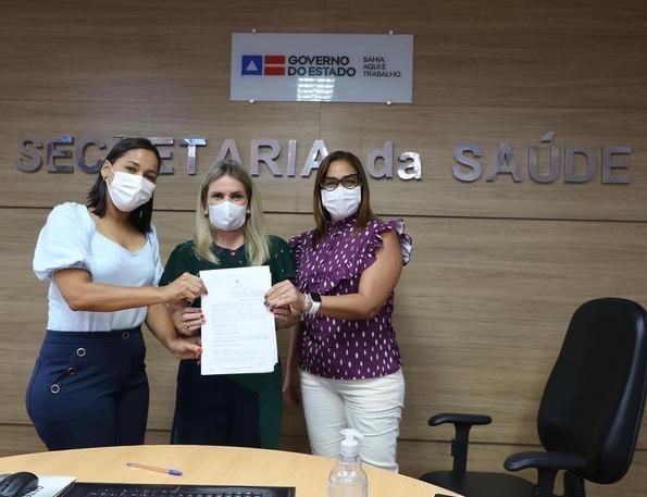 Ivana Bastos destina equipamentos de saúde para Contendas do Sincorá.