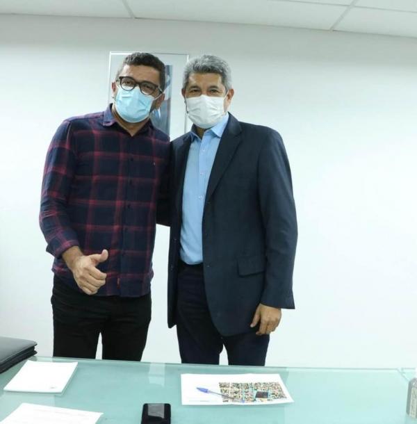 Prefeito Iuiu e presidente do Consórcio Alto Sertão declara apoio a pré-candidatura de Jerônimo ao governo da Bahia.