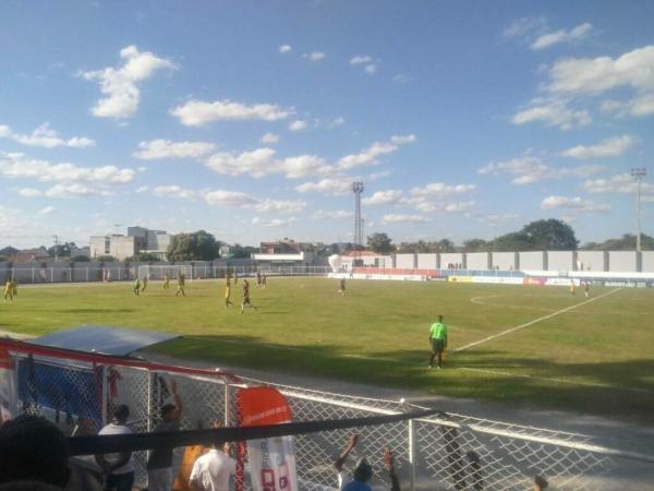 Flamengo de Guanambi empata em 0 a 0 com o Grapiúna na estreia na Série B.