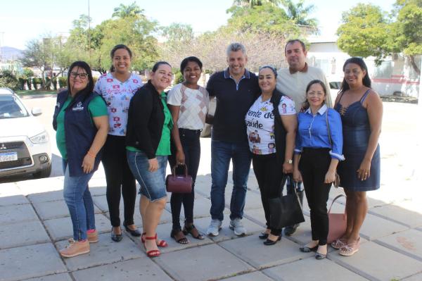 Câmara aprova PL enviado pela Prefeitura de Guanambi que assegura o pagamento do Piso Salarial aos Agentes Comunitários de Saúde e Agentes de Endemias.