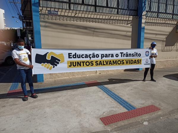 SMTran de Guanambi realiza ações da campanha Educação para o Trânsito.