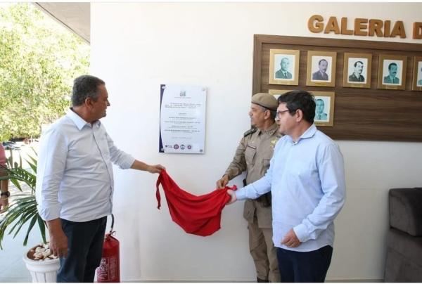 Batalhão da Polícia Militar em Guanambi ganhou campo society, pista de atletismo e reforma.