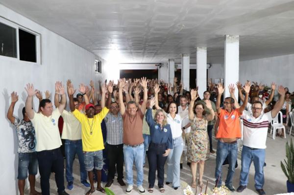 Em reunião, Charles e Ivana recebem a gratidão e o apoio do povo de Matina.