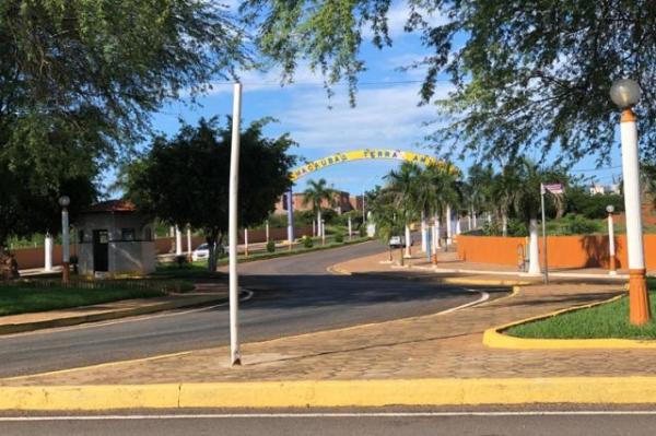 TSE anula votos recebidos e quatro vereadores do DEM têm mandatos cassados em Macaúbas.