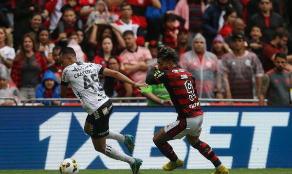 Flamengo empata com Ceará e perde oportunidade de se aproximar do Palmeiras.