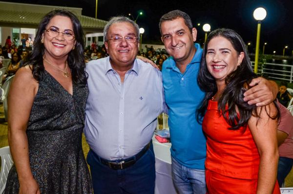 Prefeitura de Candiba realiza celebração em homenagem ao Dia do Professor.