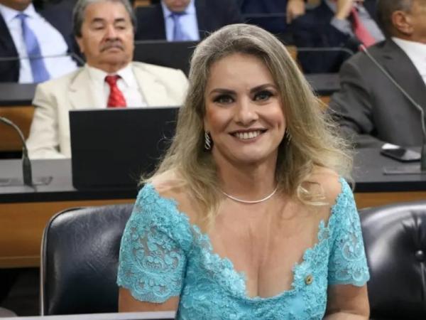 Ivana Bastos monta estratégia para conquistar presidência da AL-BA.