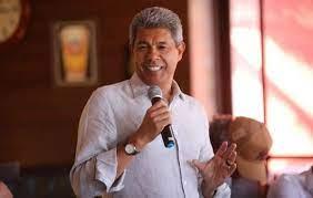 AL-BA aprova reajuste salarial de 47% ao governo do Estado; vencimentos de Jerônimo chegarão em R$ 34 mil.