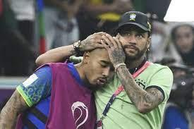 Lesionados, Gabriel Jesus e Alex Telles estão fora da Copa do Mundo.
