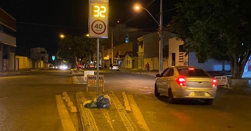 Lombadas eletrônicas seguem funcionando de forma educativa em Guanambi.