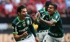 Palmeiras vence Flamengo em partida emocionante e leva Supercopa do Brasil.