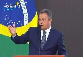 Rui Costa diz que Lula pode mudar de planos e disputar reeleição em 2026.
