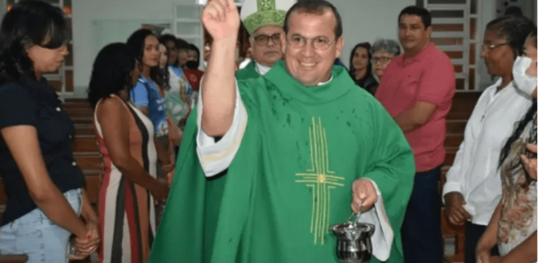 Padre malhadense é empossado como pároco da Paróquia São Geraldo Majella em Guanambi.