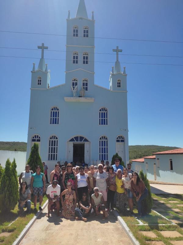 Secretaria de Assistência Social e CRAS de Igaporã promovem passeio com integrantes do grupo Viva Bem.