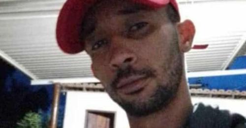 Motociclista morre após cair em buraco na zona rural.