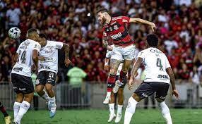 Flamengo vence Corinthians e mantém rival na zona do rebaixamento da Série A.