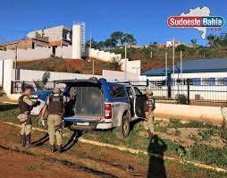 Homem é preso após balear policial militar em Lagoa Real.