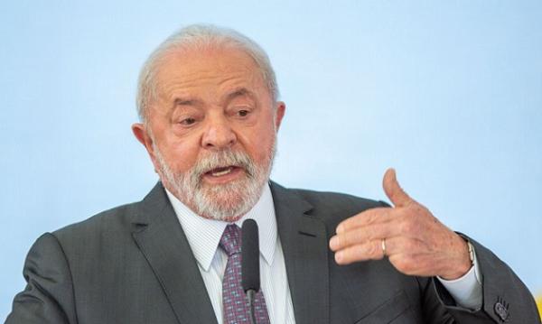 Lula vai à Bahia lançar plataforma de orçamento participativo.