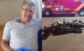 Pai bate na moto do filho, cai e morre atropelado por caminhão.