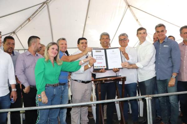 Deputada Ivana Bastos desempenha papel fundamental na luta por investimentos em Urandi.