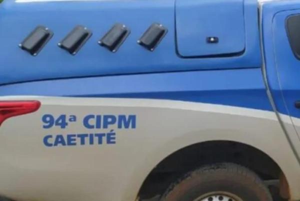 Trio é preso por uso de entorpecente em Caetité.