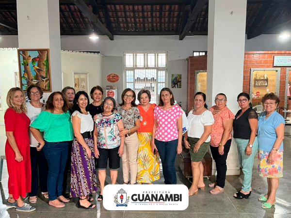 União e Inspiração: Encontro entre a Primeira-Dama e Artesãs valoriza o artesanato local.