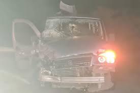 Carro da Prefeitura de Palmas de Monte Alto que transportava pacientes se envolve em acidente na BR-030.