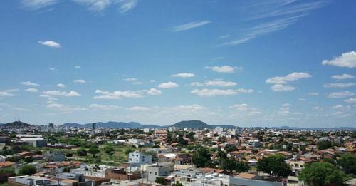 Calor deve continuar forte na Região de Guanambi pelos próximos dias.