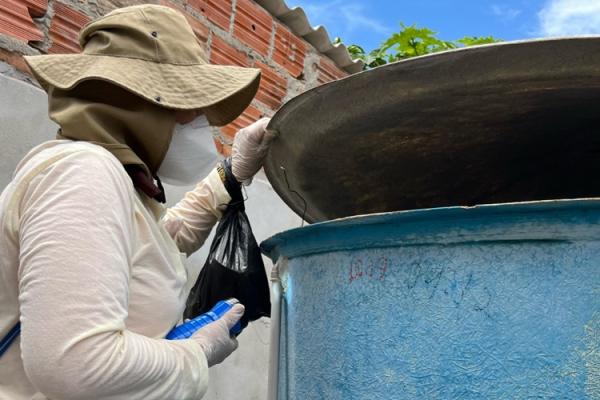 Guanambi aumenta em 600% os casos confirmados de dengue e solicita carro fumacê.