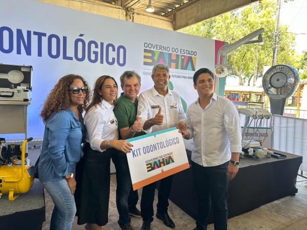 Prefeito de Sebastião Laranjeiras cumpre agenda produtiva em Salvador, recebendo benefícios para saúde municipal.