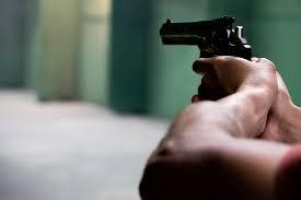 Homem é atingido por disparo de arma de fogo em Guanambi.