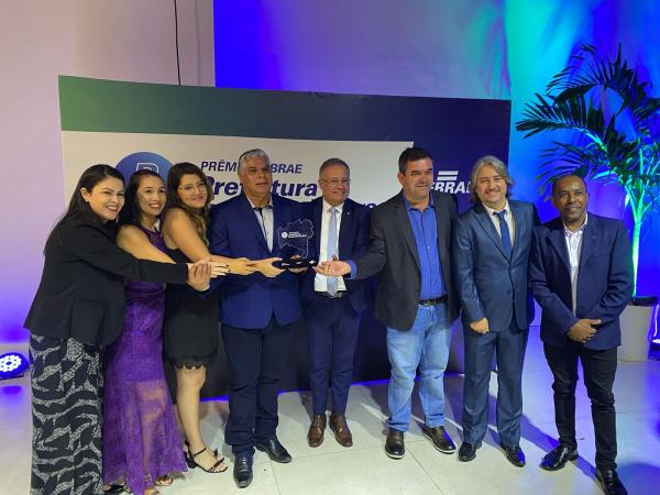 Projeto da Sala do Empreendedor da Prefeitura de Guanambi ganha premiação como o Melhor da Bahia pelo SEBRAE.