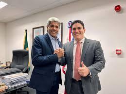 Pré-candidato Guilherme Bonfim do PT lança oficialmente sua pré-candidatura à Prefeitura de Brumado.