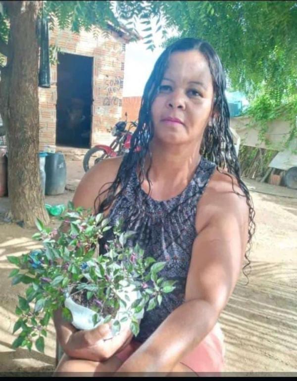 Carinhanhense é assassinada com a tiros e golpes de faca pelo ex-companheiro em Serra do Ramalho.