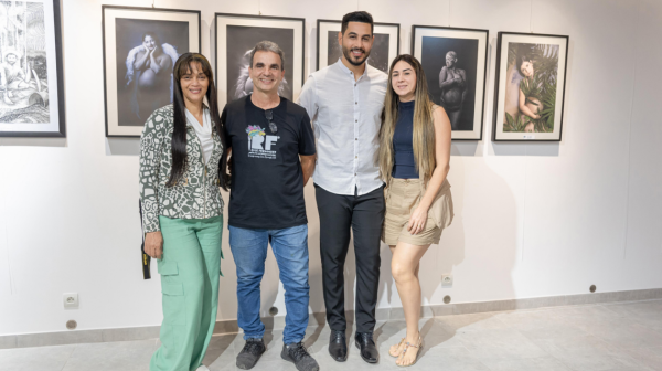 Artistas guanambienses, Anderson Oliveira e Rose Fernandes, representam o Brasil em exposição de artes na França.