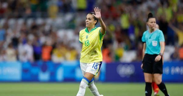 Paris-2024: Brasil goleia a Espanha na semifinal e se classifica para final do futebol feminino.