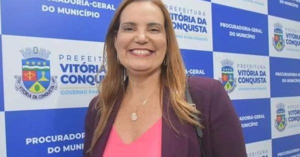 Conquista: MPE opina por validar candidatura da prefeita reeleita Sheila Lemos.